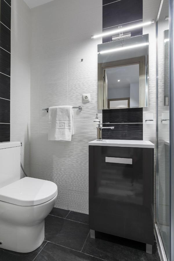 Mayor Sol Apartments Madrid Eksteriør billede