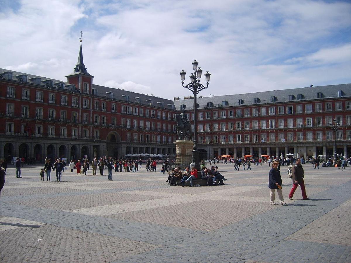 Mayor Sol Apartments Madrid Eksteriør billede